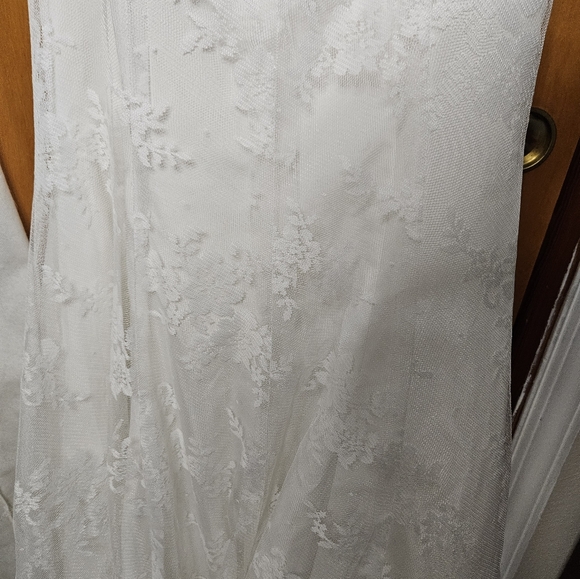 David's Bridal WG3436 Strapless Bridal Gown With Embellishments Sz Zero NWT - Picture 11 of 11